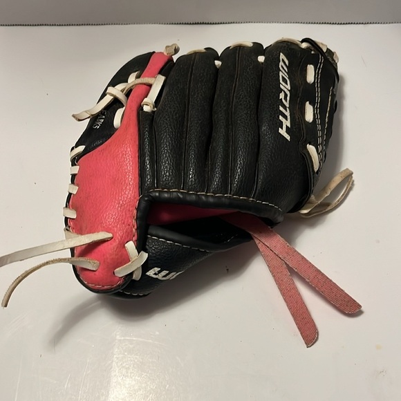 9” worth pink and black baseball glove - Picture 6 of 6